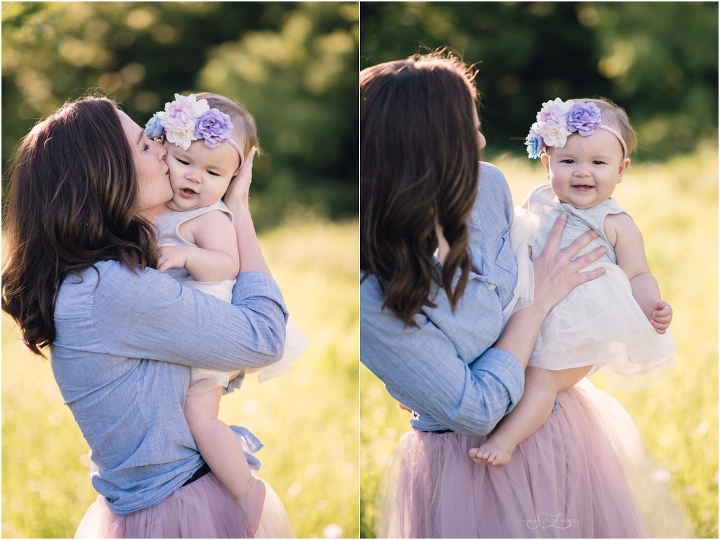 Mommy and me photos with tulle skirts.